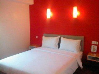 Amaris Panakkukang Hotel 2*